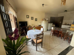 Cód 16 - Casa a 250 metros da praia